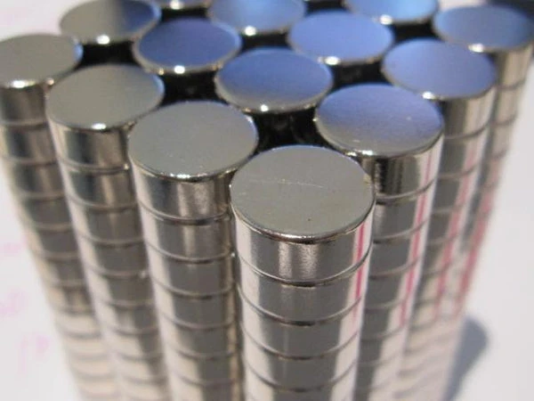 Neodymium Disc Magnet - 12mm X 7mm I N50 I Nickel I 2 Neodymium Disc Magnet - 12mm X 7mm I N50 I Nickel I - Image 2